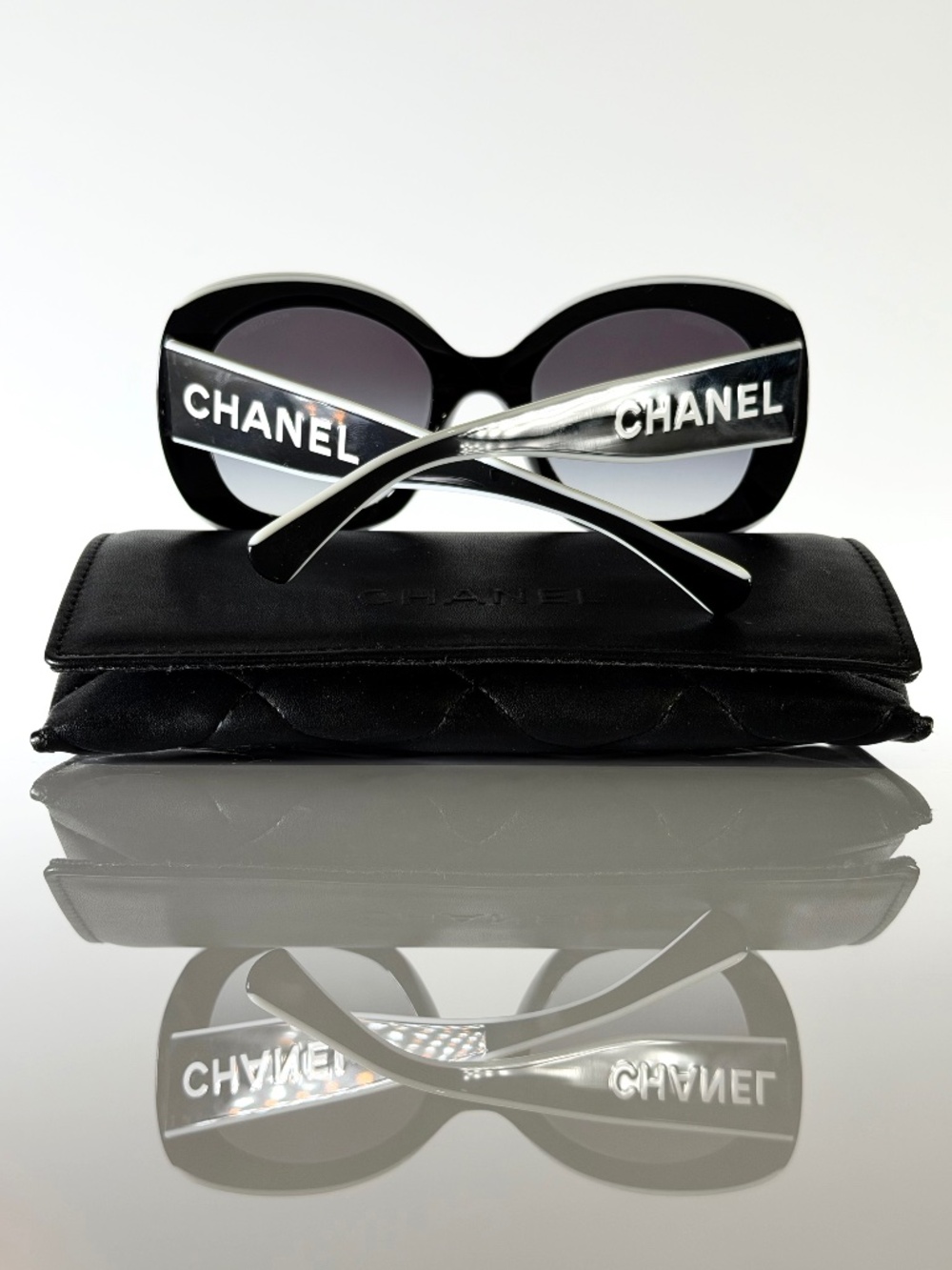Chanel 71414 CC Logo Sunglasses – Black & White - Picture 4 of 13